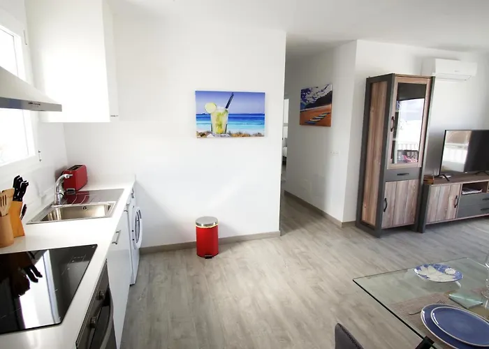 דירה Cucharas - Pool - 2 Min - Free Ac & Wifi קוסטה טגוויסה